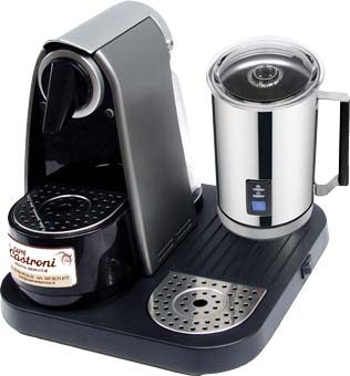 Augusta Plus coffee machine with milk frother